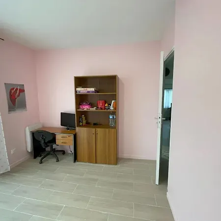 Maison Familiale Proche De Avec Jardin Clos Et Terrasse Dom wakacyjny Varaville