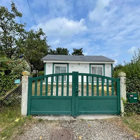 Maison Familiale Proche De Avec Jardin Clos Et Terrasse Holiday home *